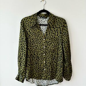 Zara Green and Black Animal Print Long Sleeve Button Down Shirt Size Small